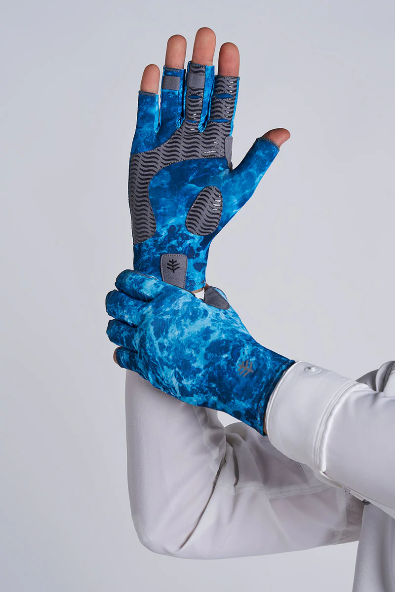 Tahoe Outdoor Sun Gloves | Blue Water Print