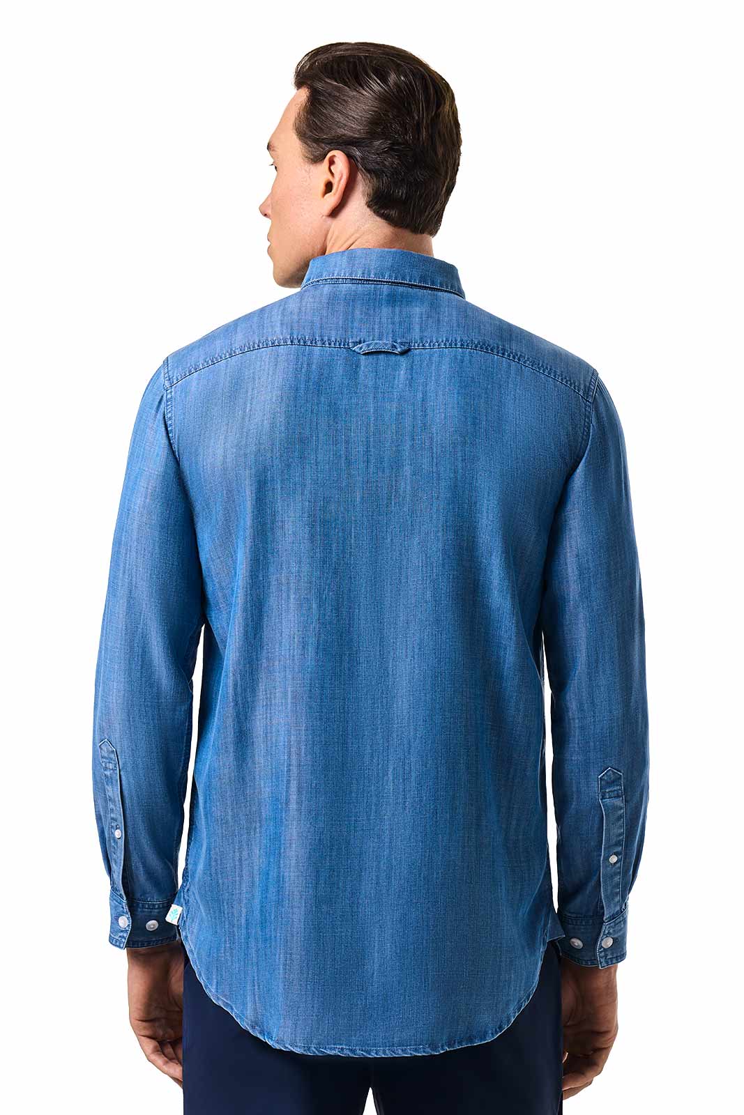Men's Carson Chambray Long Sleeve Shirt | Light Indigo Chambray - Image 4