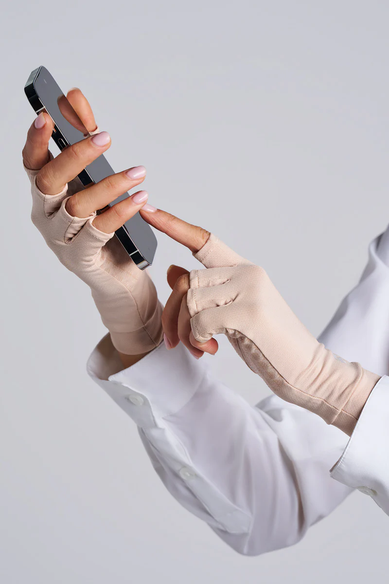 Ouray Fingerless Gloves | Pale Khaki - Image 3