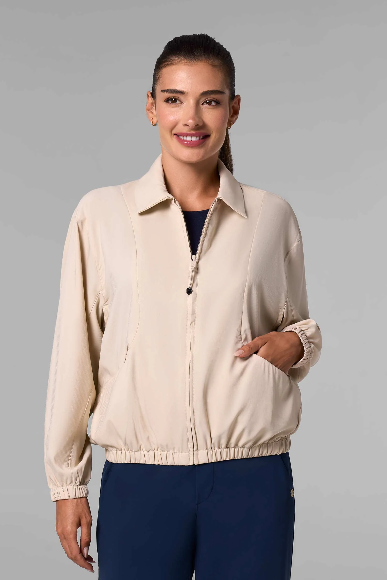 Women's Destin Travel Windbreaker | Regular Parent - Image 3