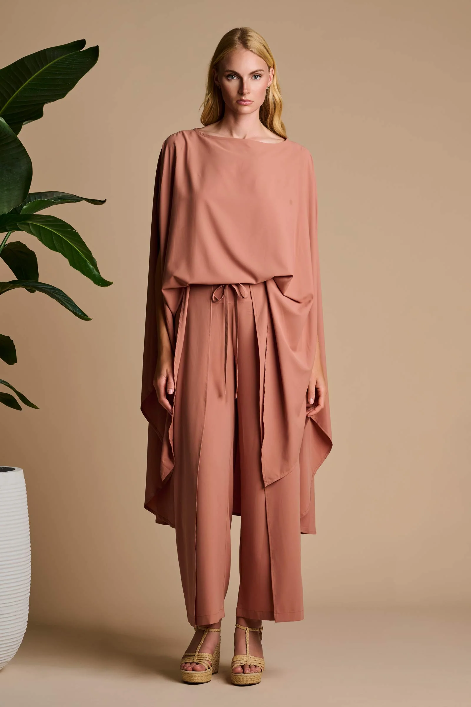 Hydra Sun Poncho | Mocha Mousse - Image 2