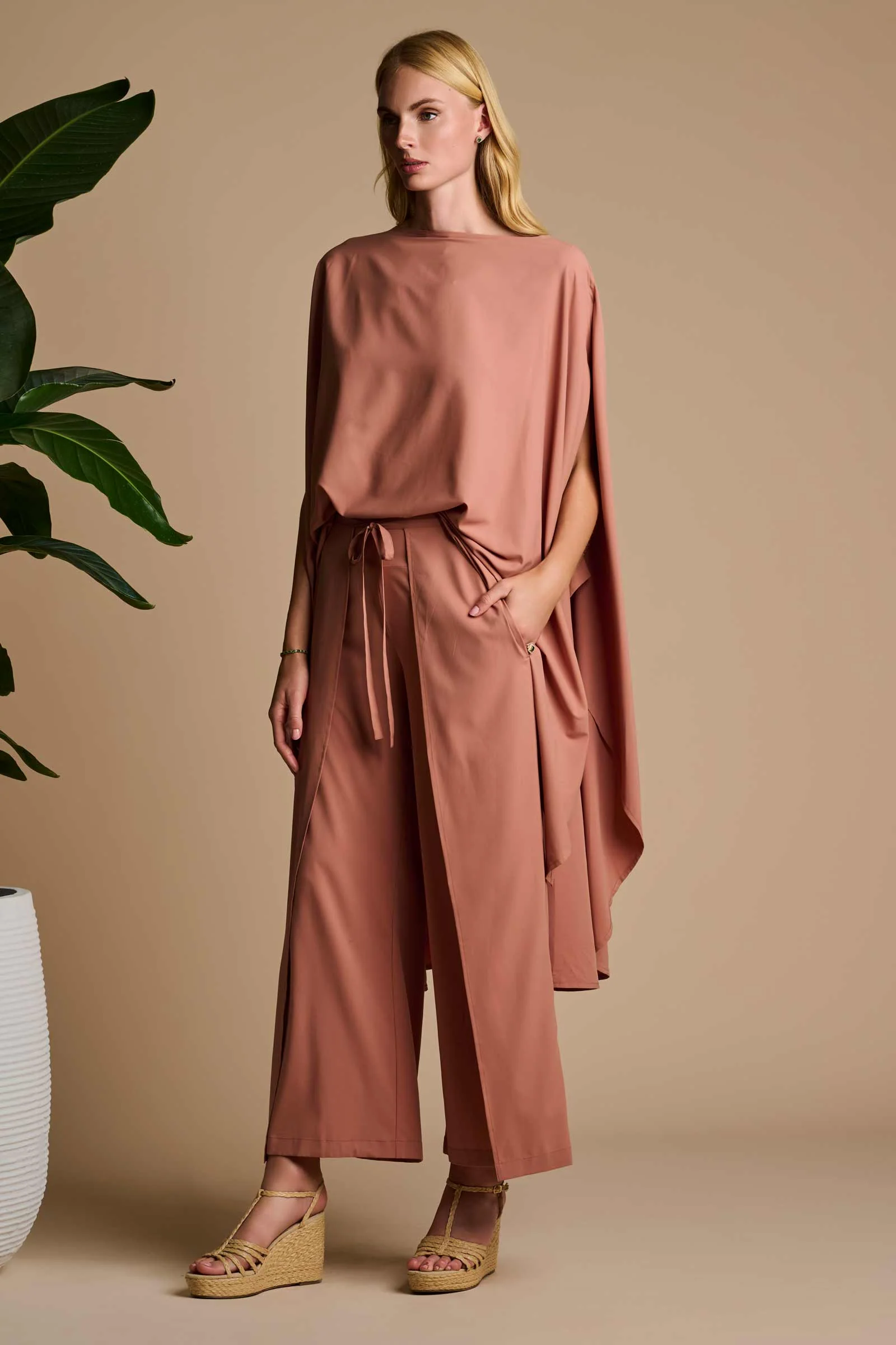 Hydra Sun Poncho | Mocha Mousse - Image 4