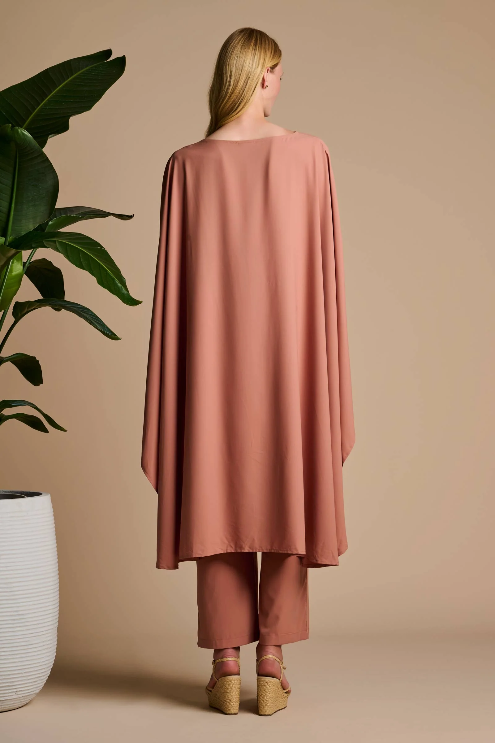 Hydra Sun Poncho | Mocha Mousse - Image 6