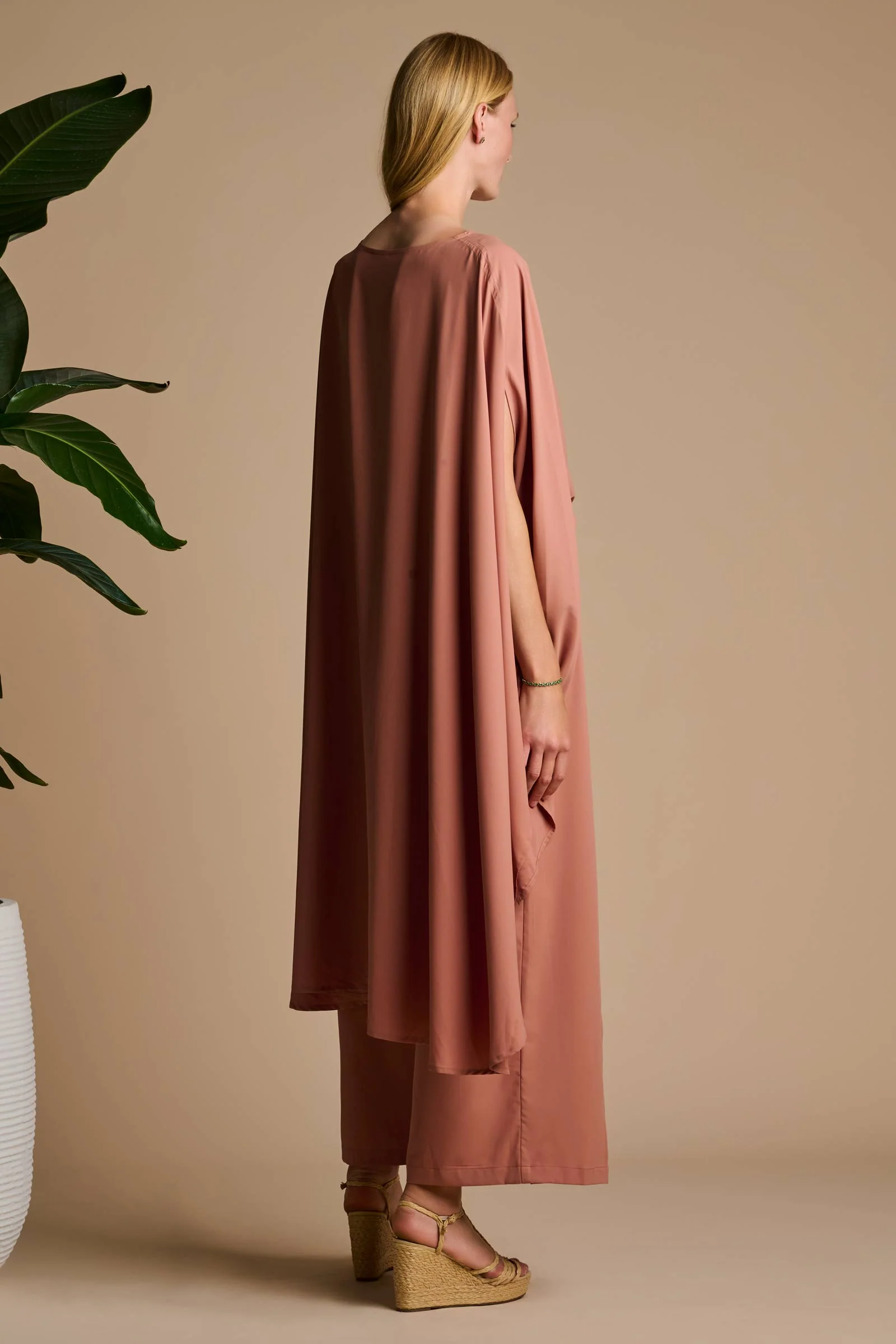 Hydra Sun Poncho | Mocha Mousse - Image 7