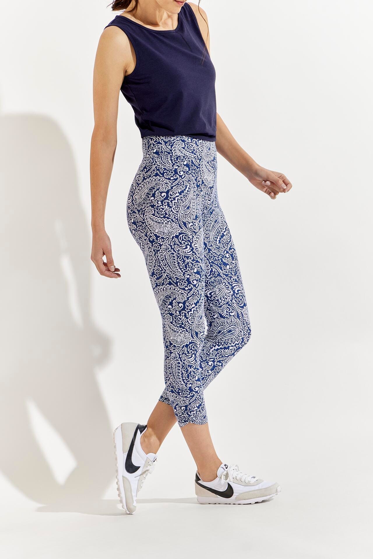 Women's Matiz Ruched Capris | Regular Parent - Image 3