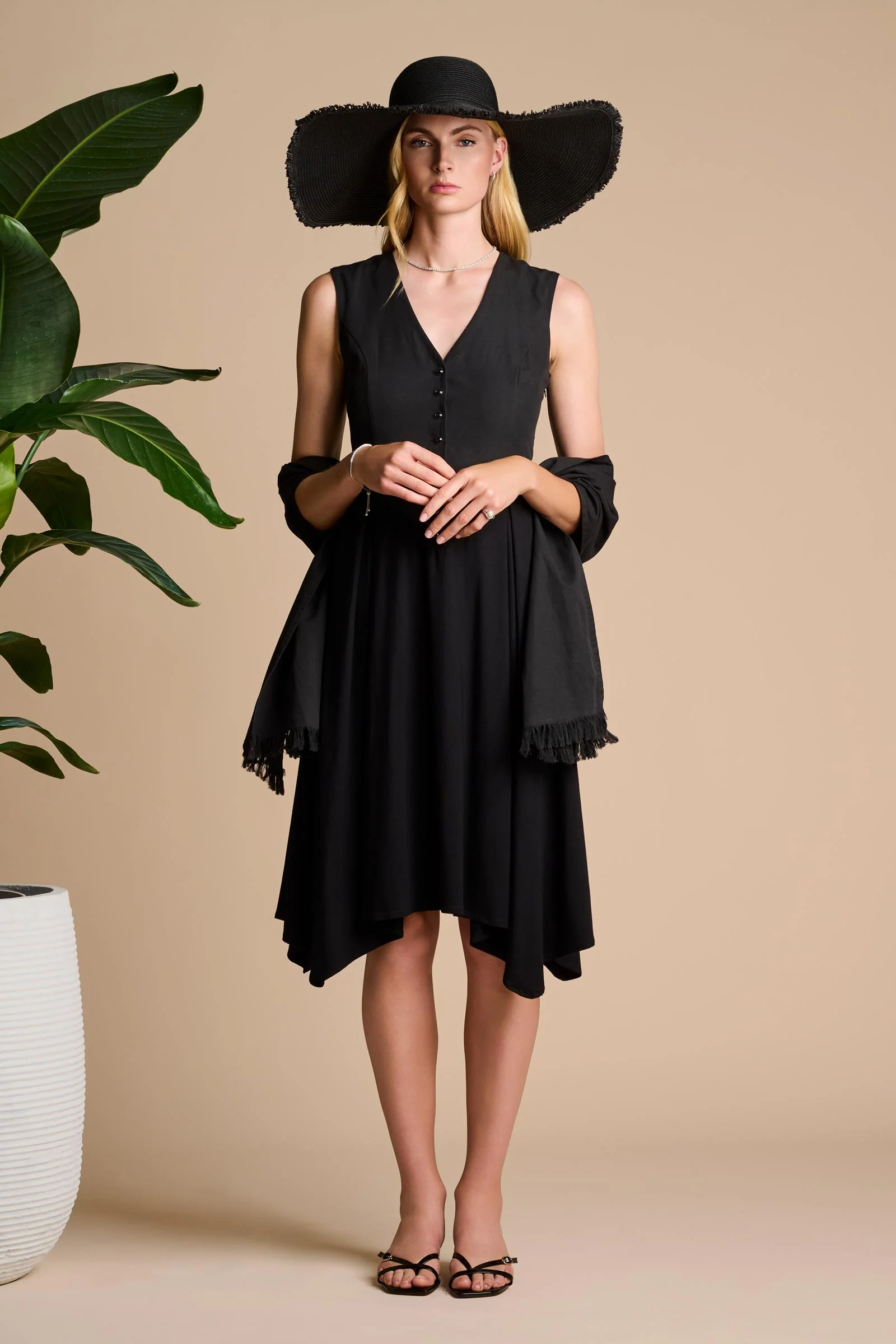 Monroe 2.0 Midi Dress | Black - Image 8
