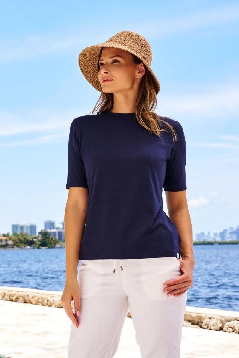 Women's Morada Everyday Short Sleeve T-Shirt | Navy