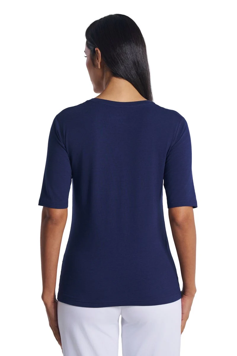 Women's Morada Fitted V-Neck Short Sleeve T-Shirt | Navy - Image 3