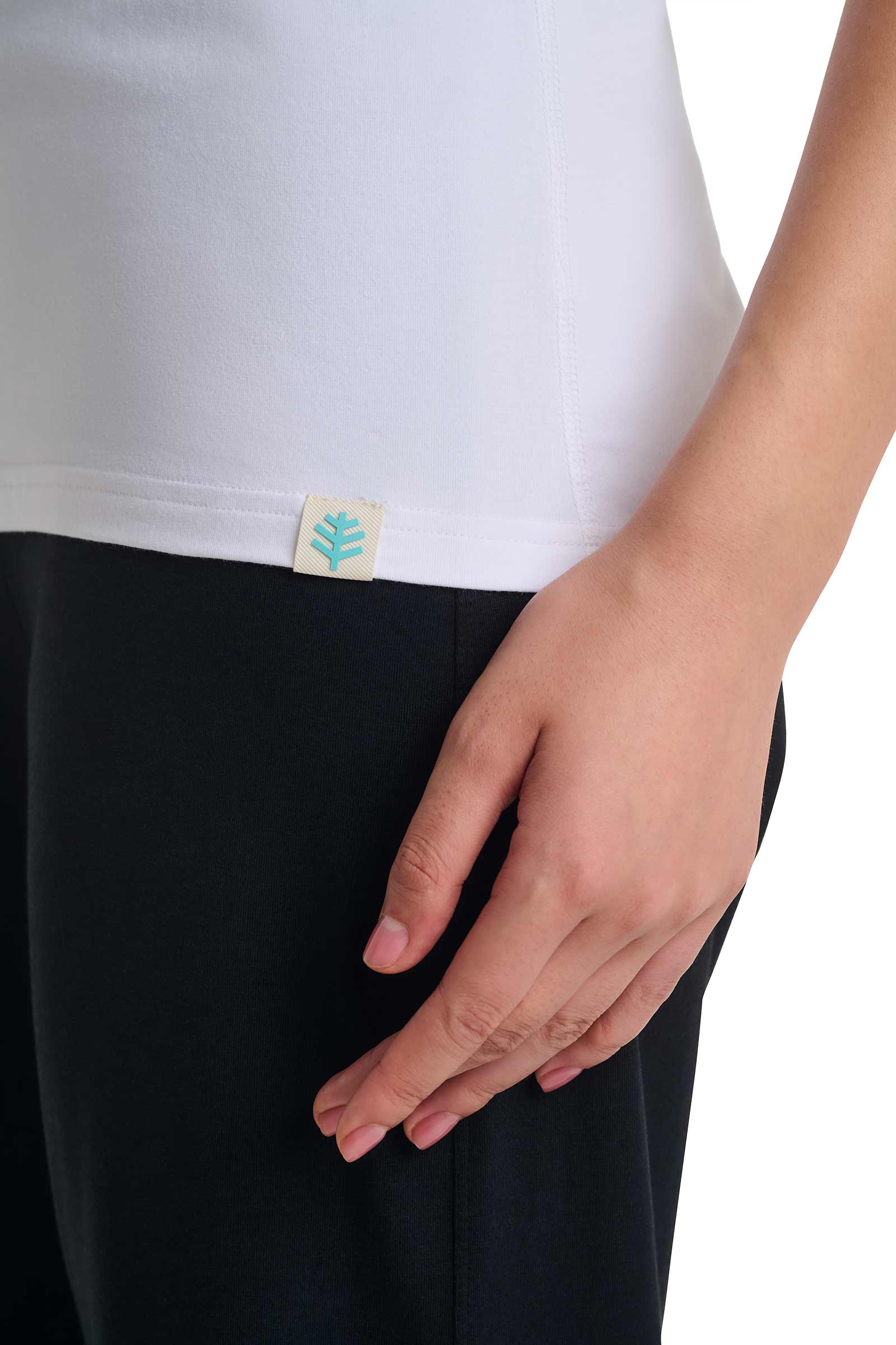 Women's Morada Fitted V-Neck Short Sleeve T-Shirt | White - Image 7