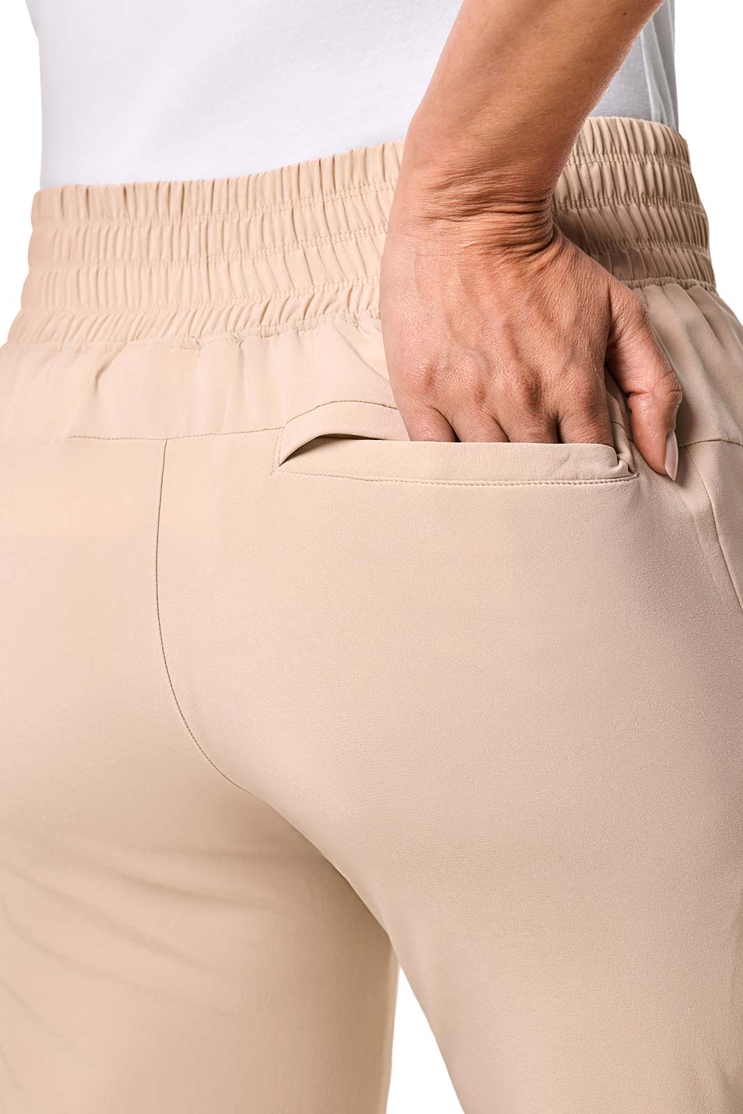 Women's Pellaro Travel Pants | Pale Khaki - Image 4