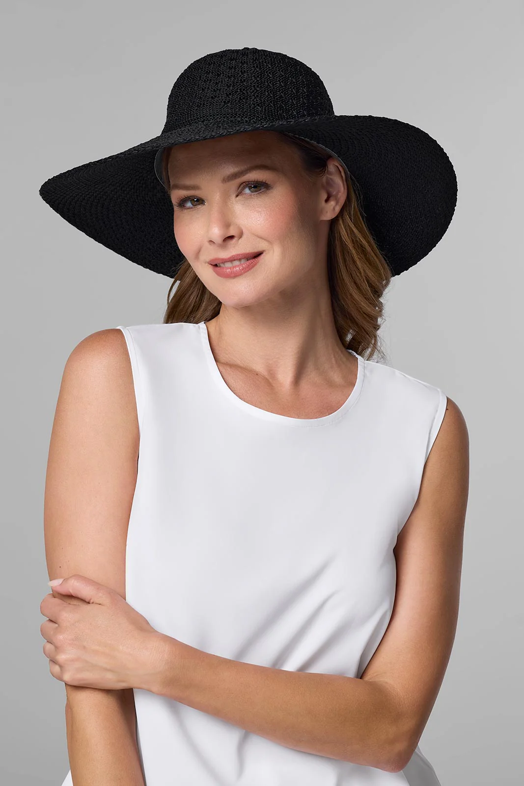 Perla Packable Wide Brim Hat | Black - Image 8