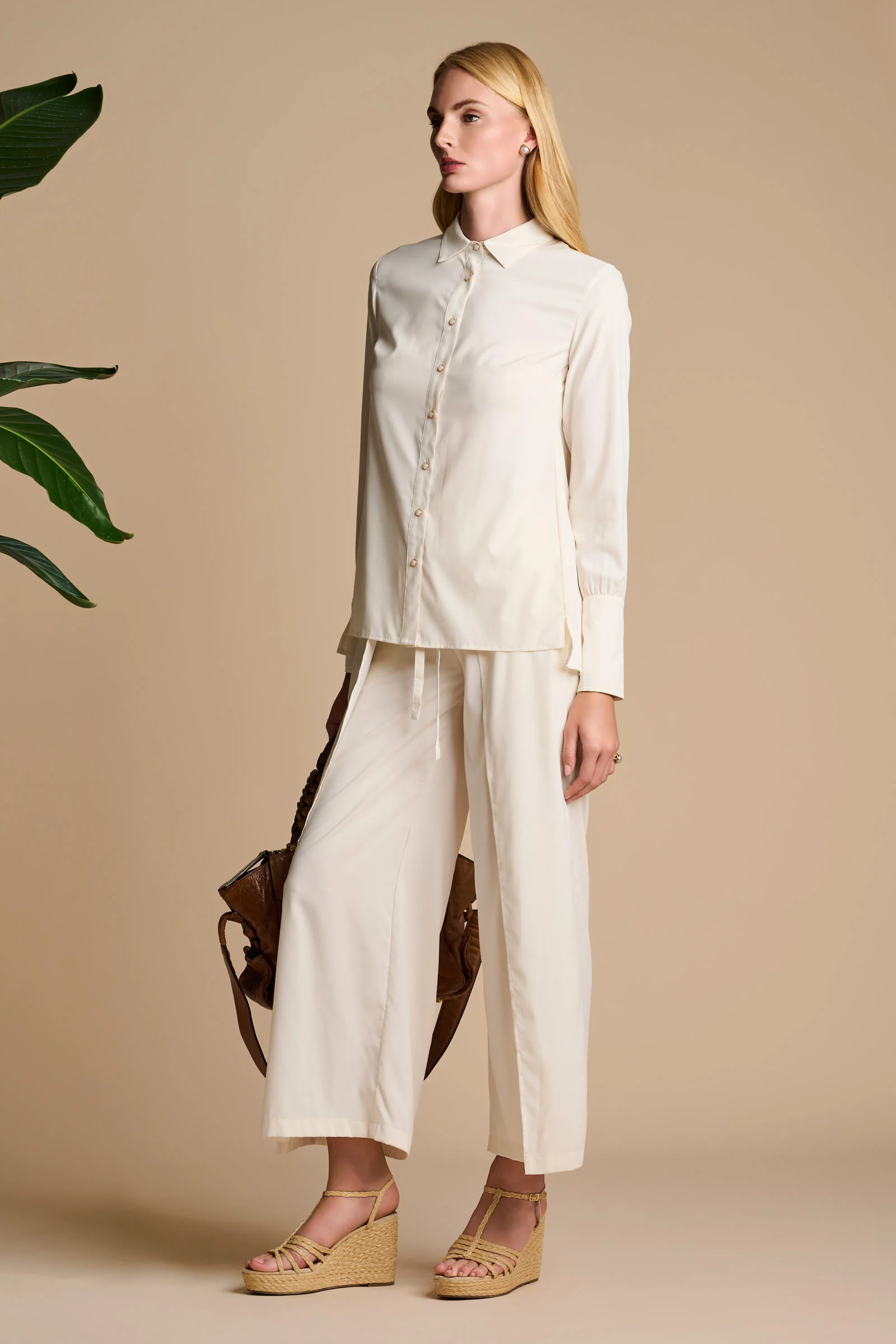 Rhodes Pleated Back Shirt | Vanilla - Image 2