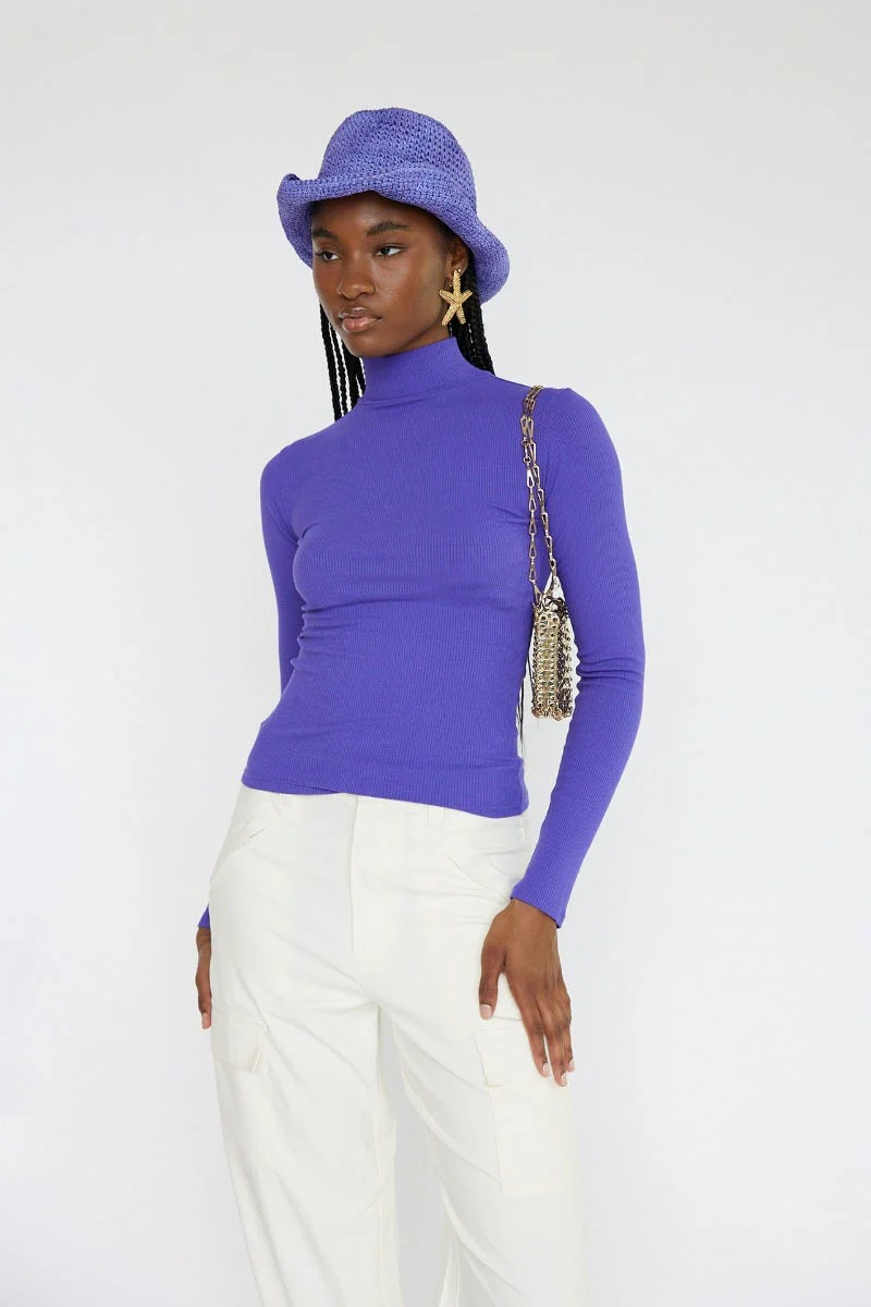 Women's Roule Turtle Neck Top | Regular Parent - Image 2