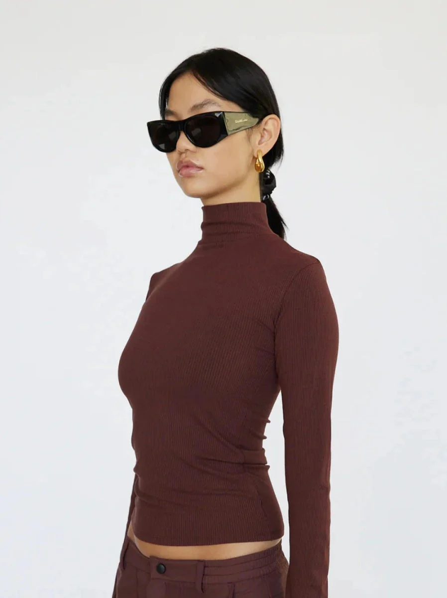 Women's Roule Turtle Neck Top | Regular Parent - Image 4