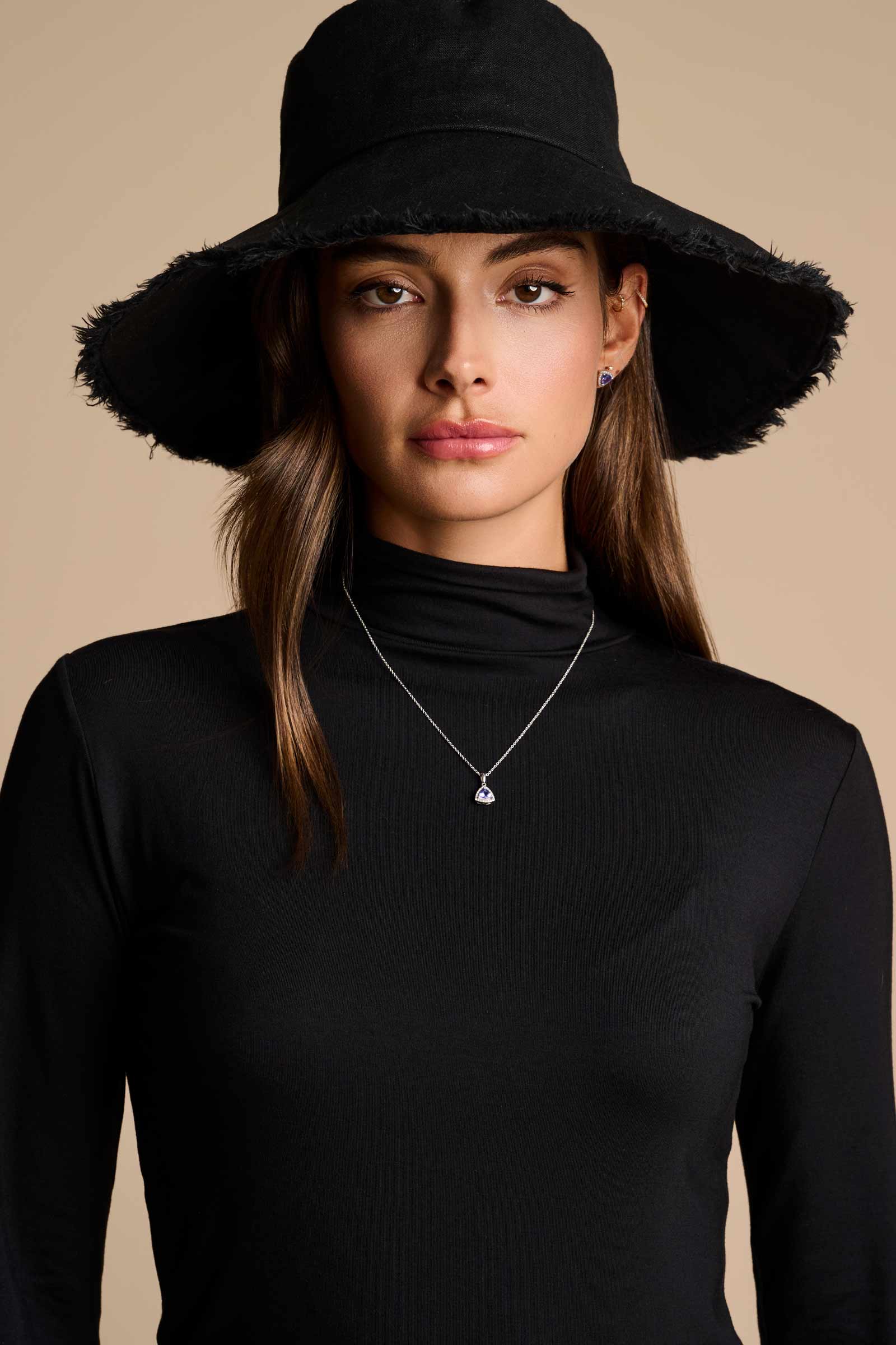 Roule Turtleneck Top | Black - Image 5