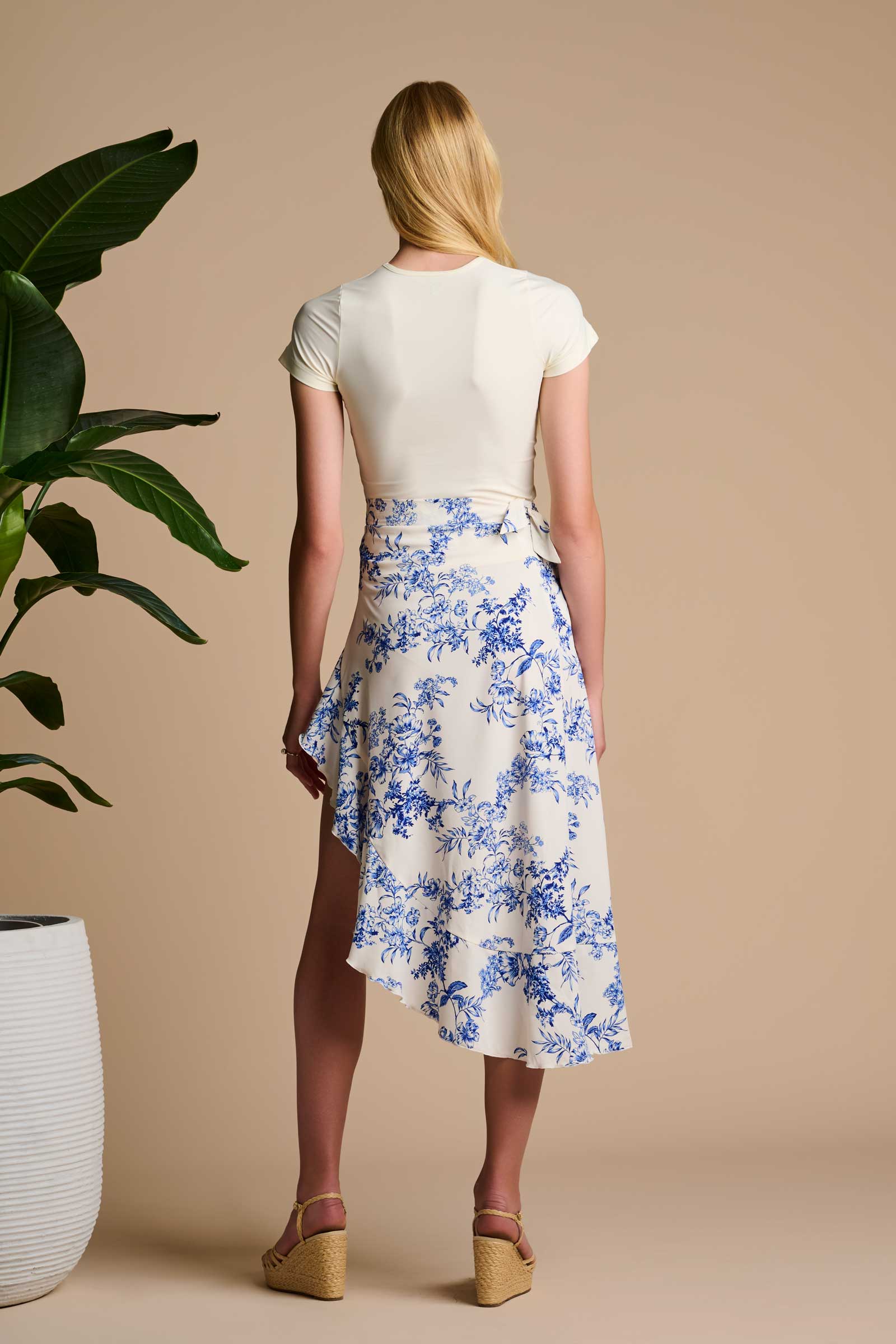 Samos Wrap | Vanilla China Blue Damask - Image 3