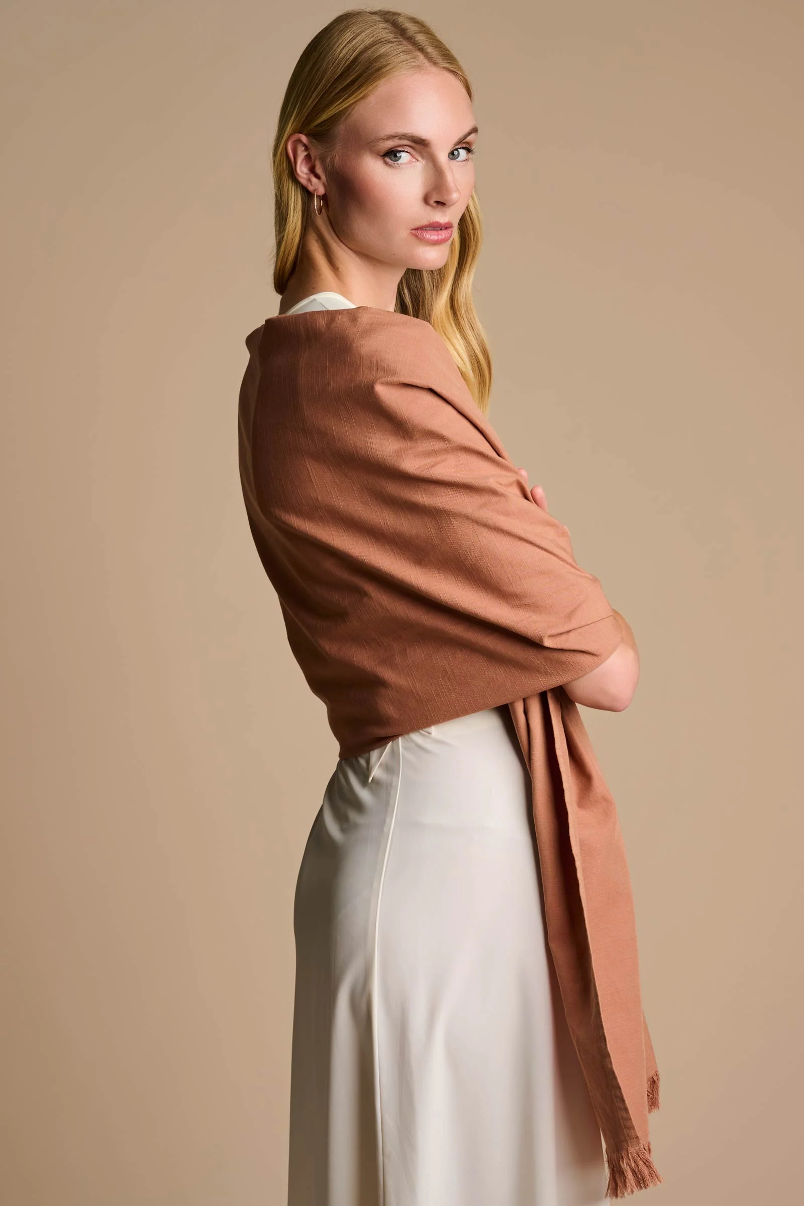 The Melbourne Shawl | Mocha Mousse - Image 3