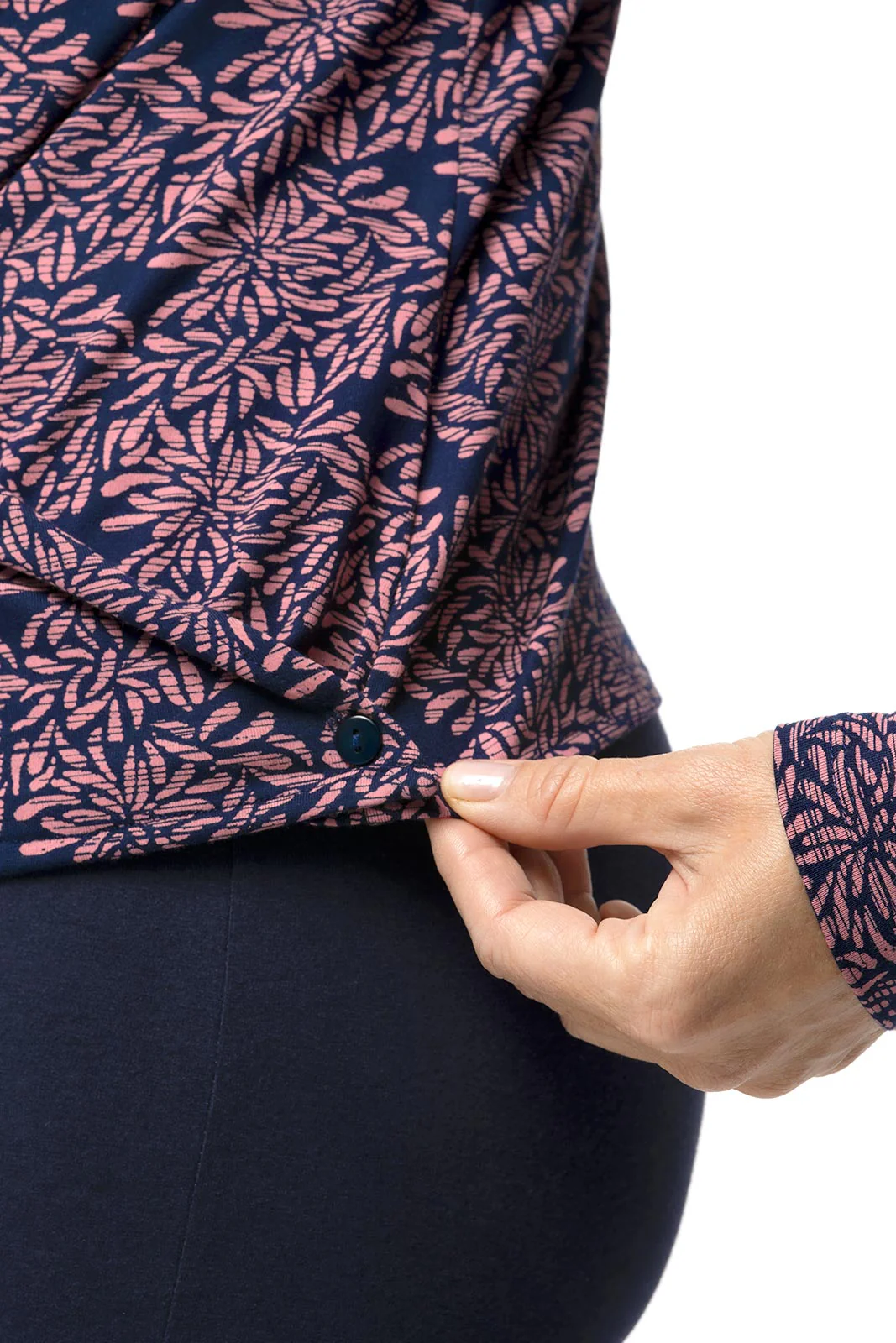 Women's Vrae Fashion Wrap | Peachy Pink Etched Flowers - Image 5
